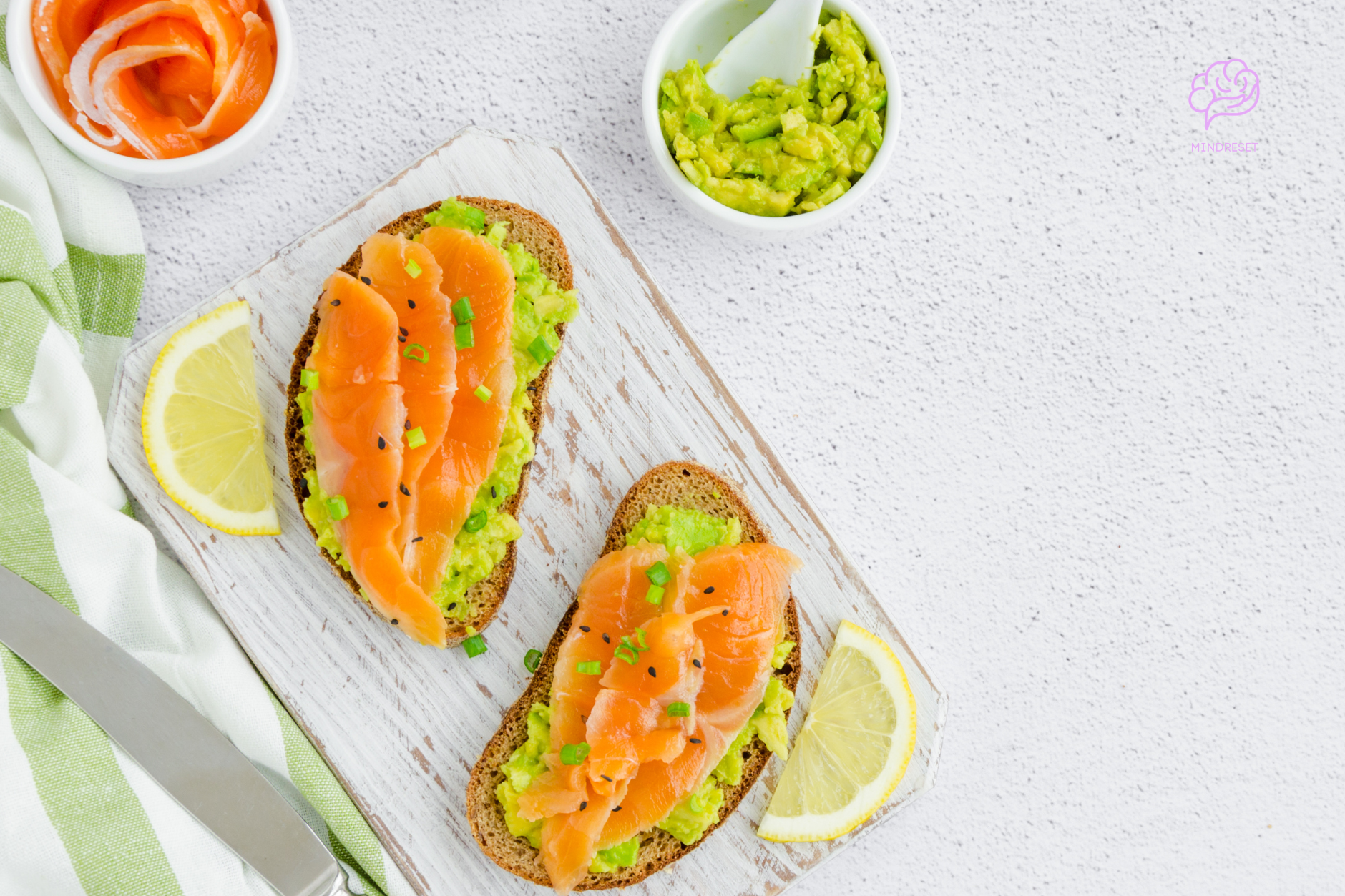 Avocado Luxe met Zalm en Sesam